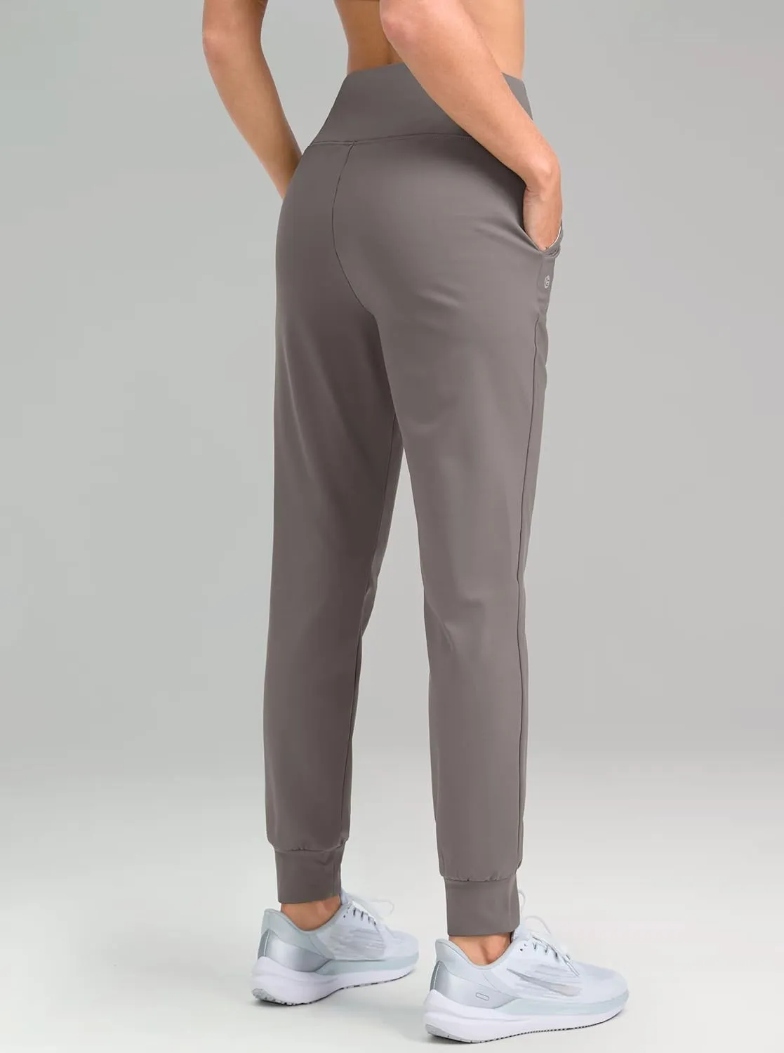 G Gradual Women's Fleece Lined Joggers High Waisted Water Resistant Thermal Hiking Pants Cold Weather Sweatpants with Pockets