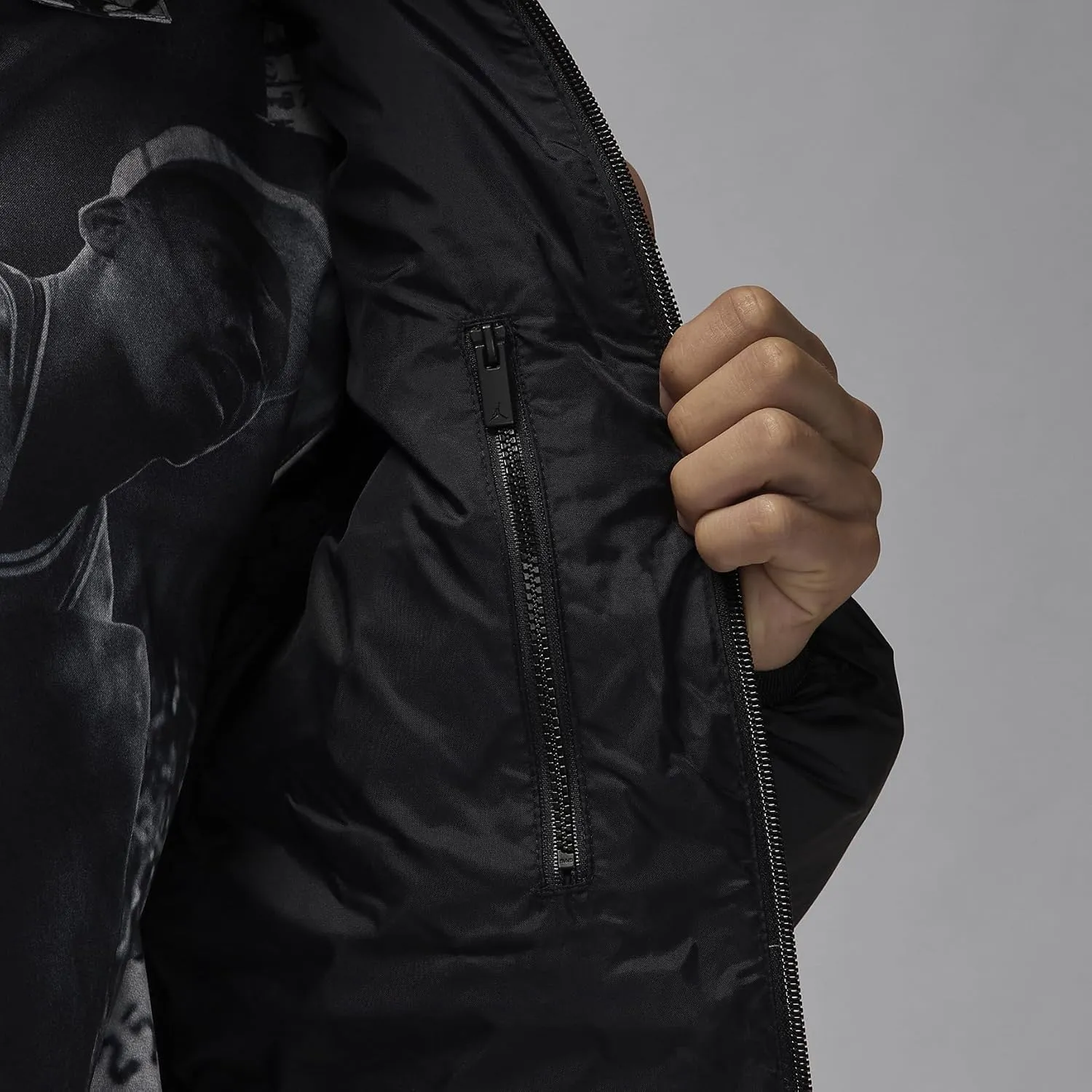 Nike Jordan Brooklyn Men's Puffer Jacket (Black, FV7317-010)
