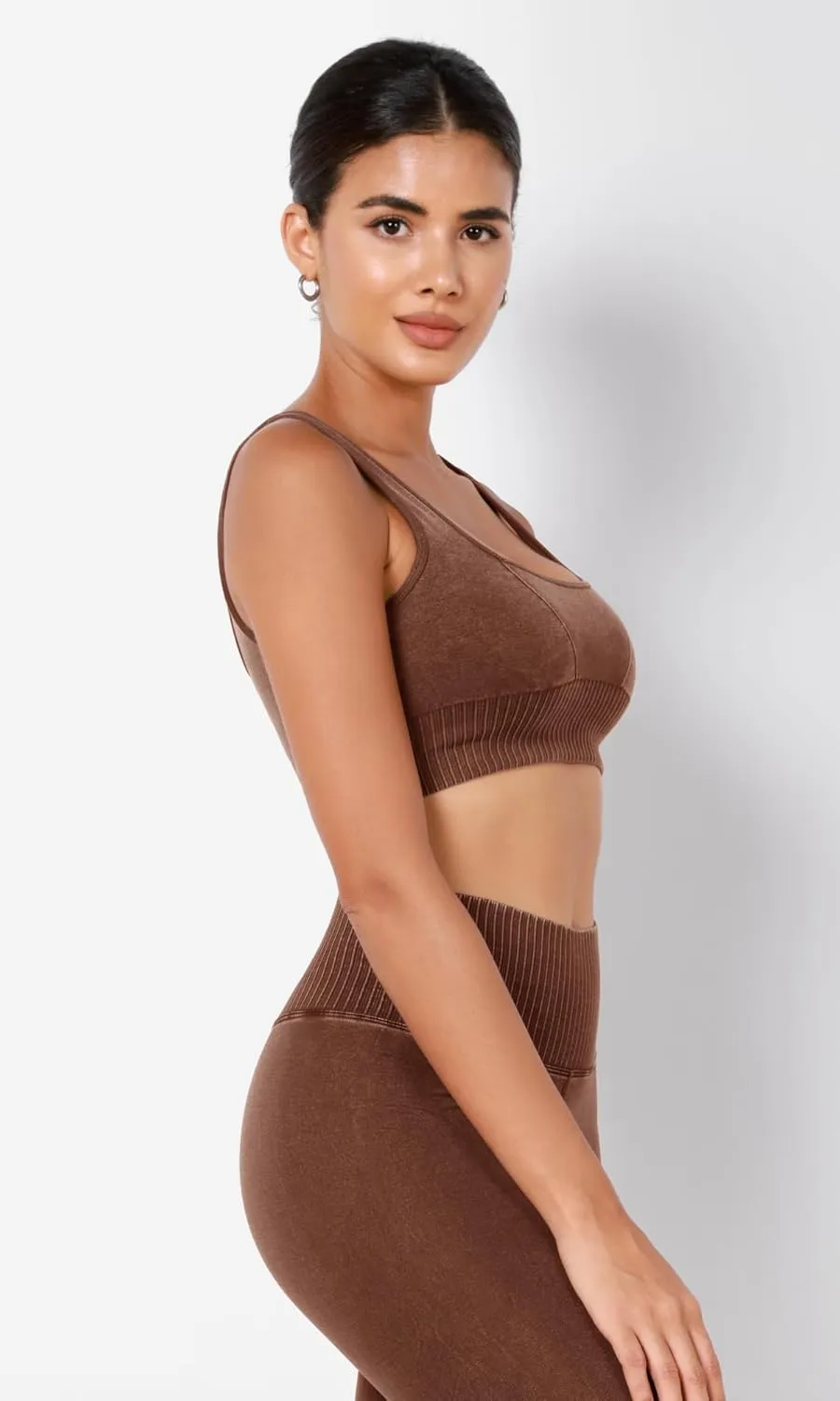 ODODOS Seamless Square Neck Sports Bra for Women Ribbed Crop Tank Casual Low Back Cropped Tops