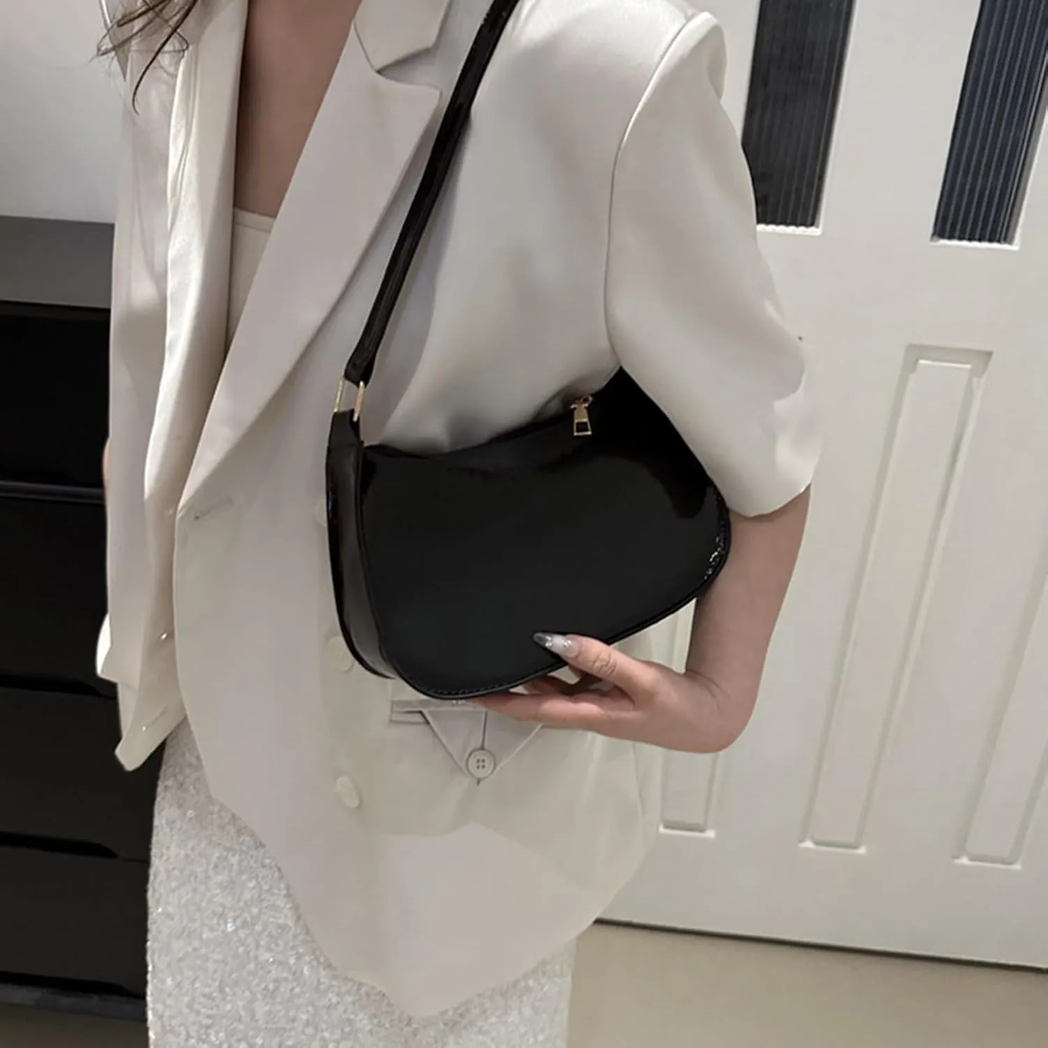 Retro PU Leather Shoulder Bag for Women Elegant Underarm Bag Satchel Purse Fashionable Evening Handbag Armpit Bag