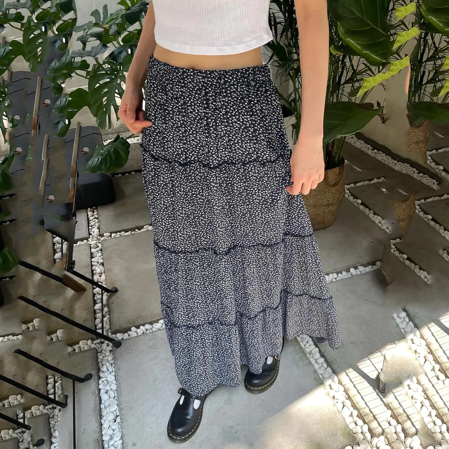 Women's Long Maxi Skirts Elastic High Waist Tiered Flowy Long Skirt Pleated Swing A-Line Maxi Summer Beach Skirt