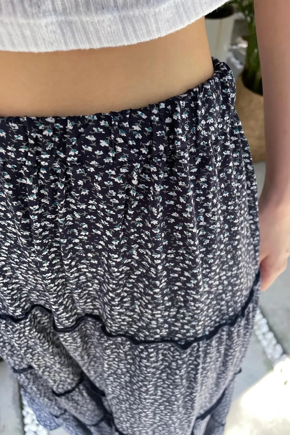Women's Long Maxi Skirts Elastic High Waist Tiered Flowy Long Skirt Pleated Swing A-Line Maxi Summer Beach Skirt