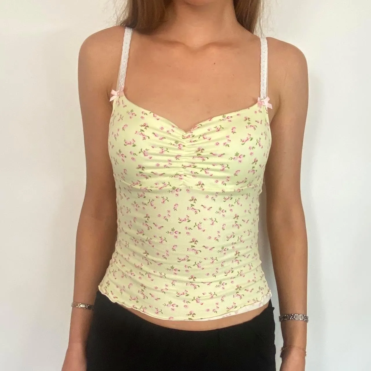 Womens Tank Tops Y2k Sexy Lace Spaghetti Strap Sleeveless Shirt Summer Going Out Slim Fit Crop Aesthetic Camisole
