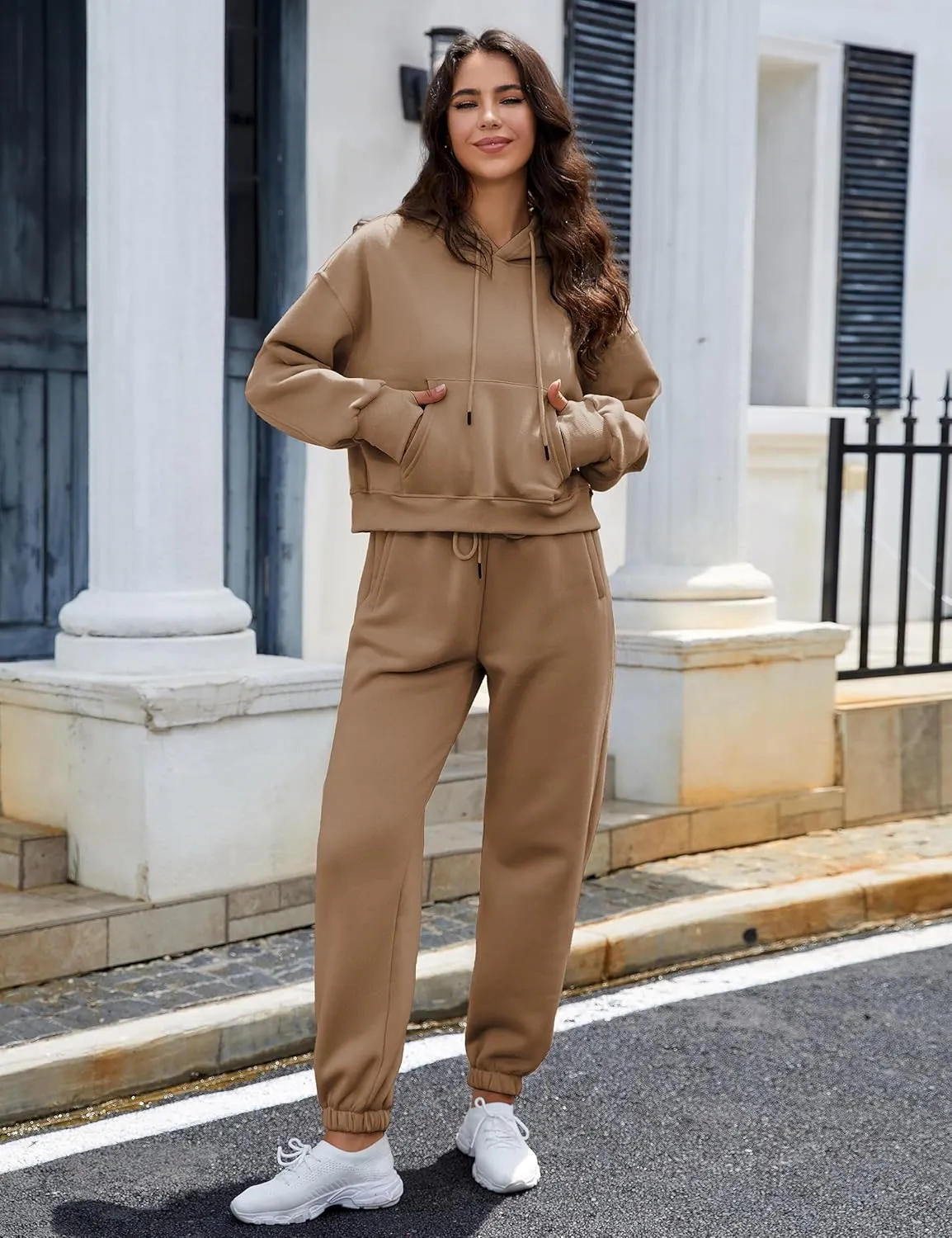 Yeokou Women's Fleece 2 Piece Outfits Sweatsuits Pullover Hoodie Sweatshirt Jogger Pants Tracksuits Set